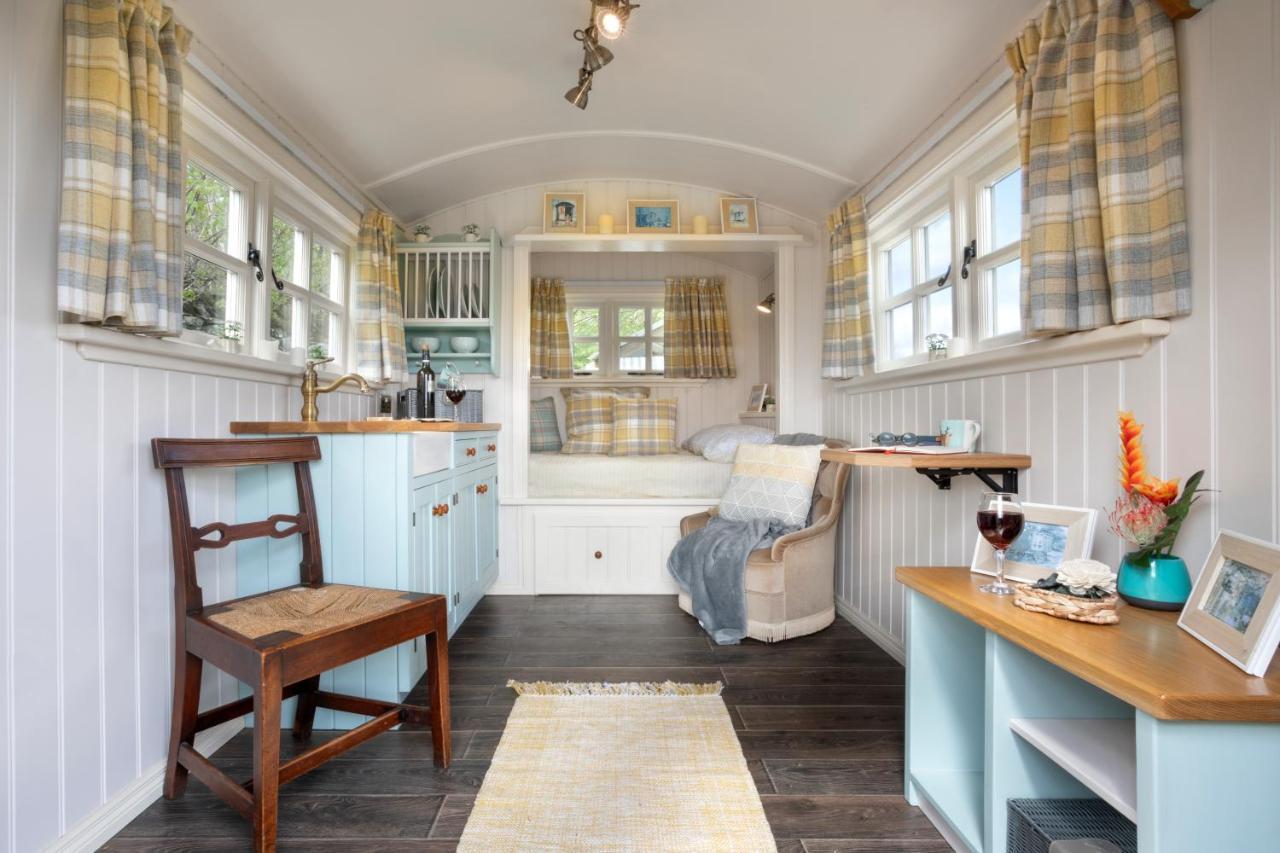 The Heron Shepherds Hut At Lyth Valley Brigsteer Buitenkant foto